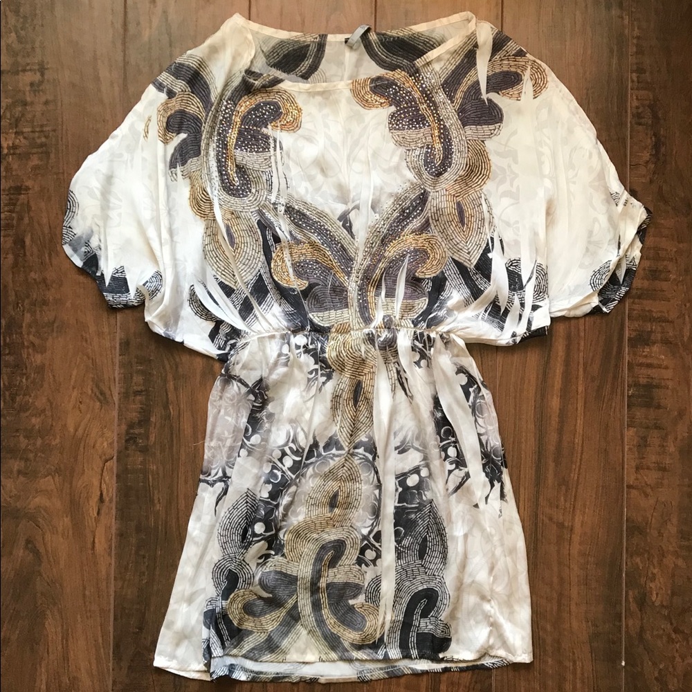 Patterned light weight shift dress. - Picture 2 of 8